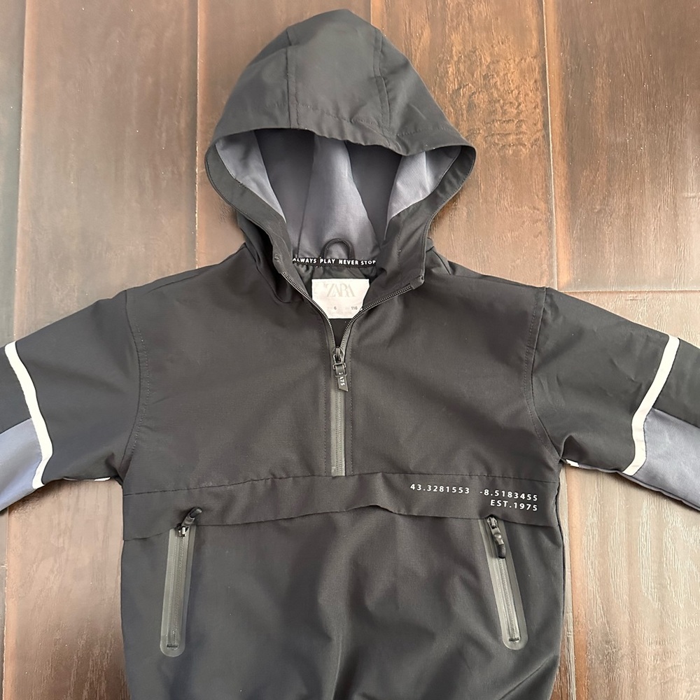 Zara Boys Raincoat / Windbreaker – New 🌧️